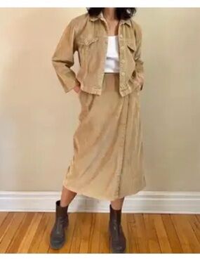 Vintage Beige Corduroy Jacket and Skirt Set